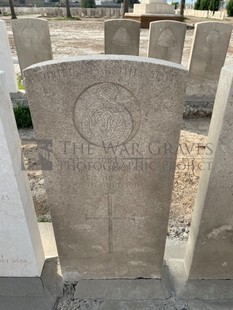 BAGHDAD (NORTH GATE) WAR CEMETERY - BURGESS, G E